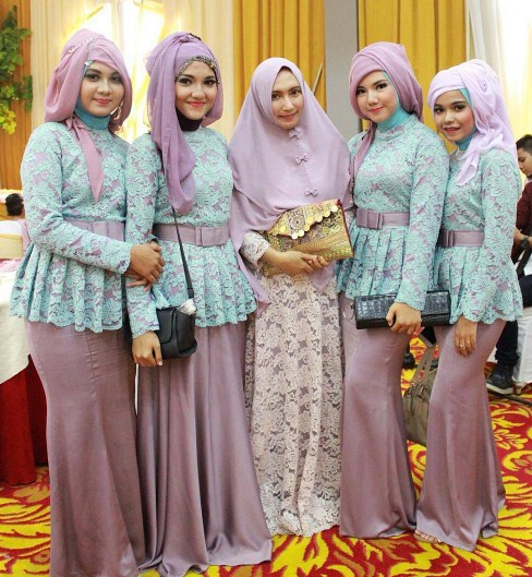 Model-Baju-Kebaya-Hijab-Orang-Gemuk
